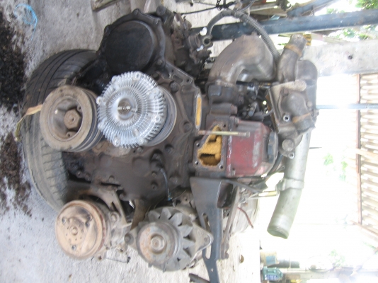 ขายเครื่อง นิสสัน Big M ฝาแดง พร้อมเกียร์ ติดต่อ.0819969436 ป๋าเล้ง