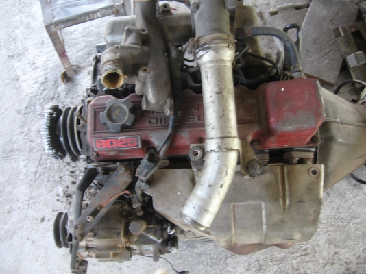 ขายเครื่อง นิสสัน Big M ฝาแดง พร้อมเกียร์ ติดต่อ.0819969436 ป๋าเล้ง