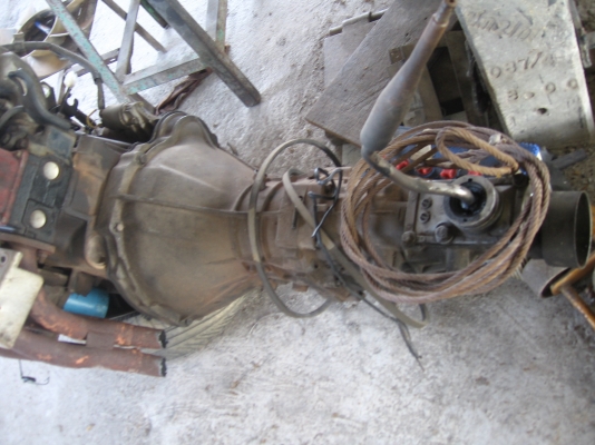 ขายเครื่อง นิสสัน Big M ฝาแดง พร้อมเกียร์ ติดต่อ.0819969436 ป๋าเล้ง