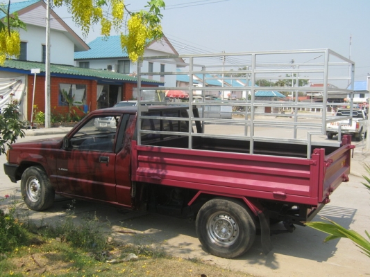 รับติดตั้งประกอบดั้มพ์ รถปิ๊กอัพ รถ 6 ล้อ 10 ล้อ ราคากันเอง ต่อเร็ว รับรองความแข็งแรงโดยวิศวกร