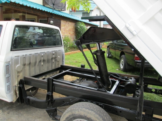 รับติดตั้งประกอบดั้มพ์ รถปิ๊กอัพ รถ 6 ล้อ 10 ล้อ ราคากันเอง ต่อเร็ว รับรองความแข็งแรงโดยวิศวกร