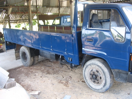 ขายรถ 6 ล้อ โตต้าไดน่า ติดต่อ 0819969436 ป๋าเล้ง