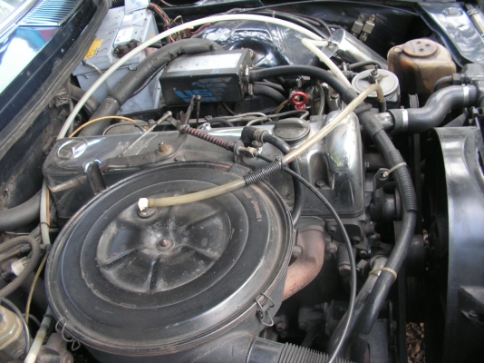 เบนซ์300Dเครื่องดีเซลคุณสง่าอยู่กบินณ์บุรีรับไปดูเเลต่อเเล้วครับ