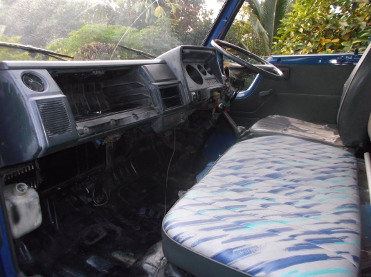 ขาย!!  6 ล้อ TOYOTA   115  แรงม้า เครื่อง 14 B