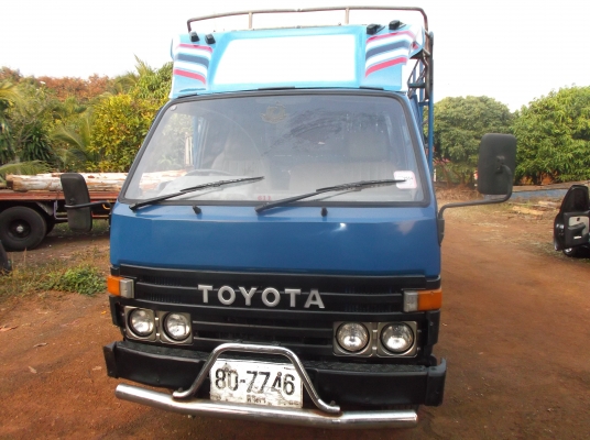 ขาย!!  6 ล้อ TOYOTA   115  แรงม้า เครื่อง 14 B