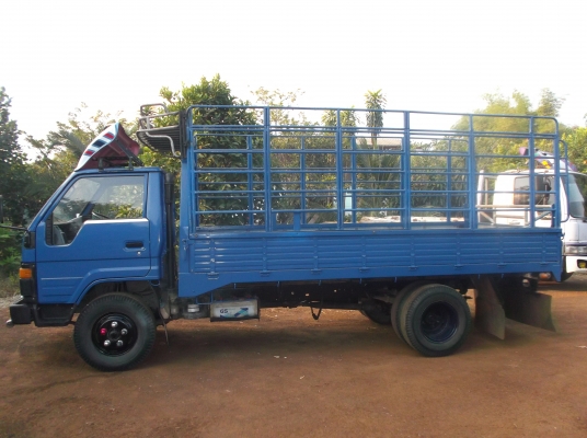 ขาย!!  6 ล้อ TOYOTA   115  แรงม้า เครื่อง 14 B