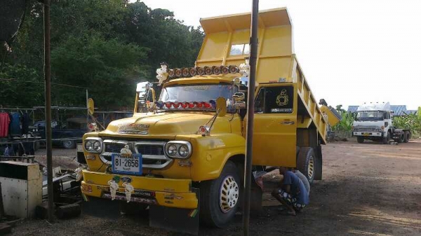 รถบรรทุก