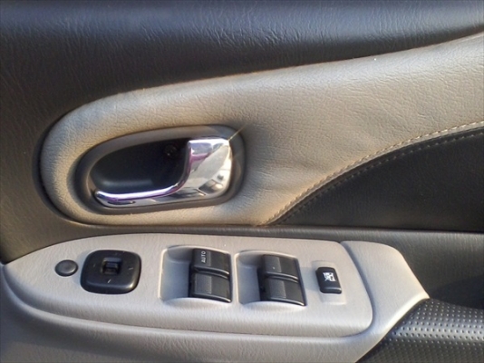 Mazda 323 protege 1.6 GLX ปี 2003 ราคา 195,000 บาท Mazda 323 protege 1.6 GLX ปี 2003 ราคา 195,000 บาท