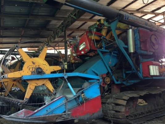 ขายตู้อุ้มรถเกี่ยวข้าว ครบชุด. ราคาถูก