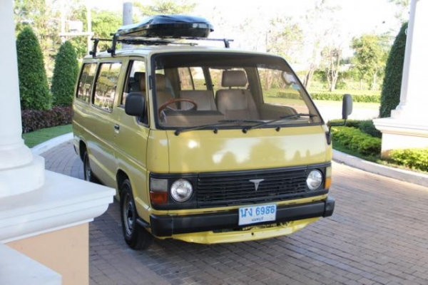 ขายรถตู้ ช่วงสั้น toyota เบนซิน+LPG ลงเล่มแล้ว CLASSIC มากๆ