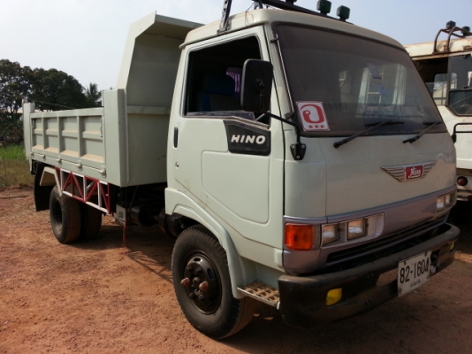 ขายด่วนHINO FC120 หกล้อดั้มสภาพพร้อมใช้งาน เอกสารพร้อมรีบจองเลย 0801515451  0811838154