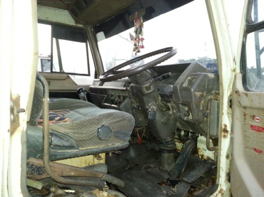 ขายด่วน MITSUBISHI FN527MA สองเพลาดั้มสามิตรรอนเฉียง สิบสปีดคัชซีสวยสุดๆรีบจอง 0801515451  0811838154