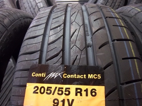 ยางใหม่ ขนาด 205-55 R16 ปี 2012 ชุดล่ะ 9500 บาท มี 2 ชุด