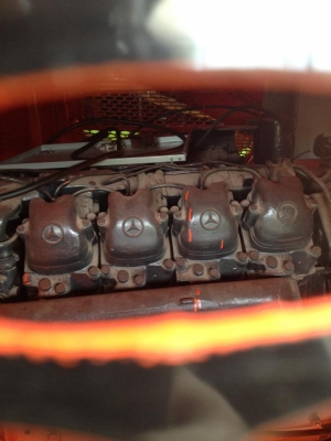 ขายรถบัสพัดลม เครื่องBENZ 8สูบ คัซซีBENZ