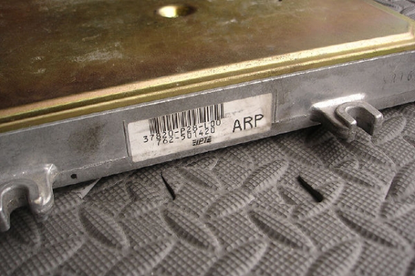 ขายกล่องB18c Vtec รหัส P28 ขายกล่องB18c Vtec รหัส P28