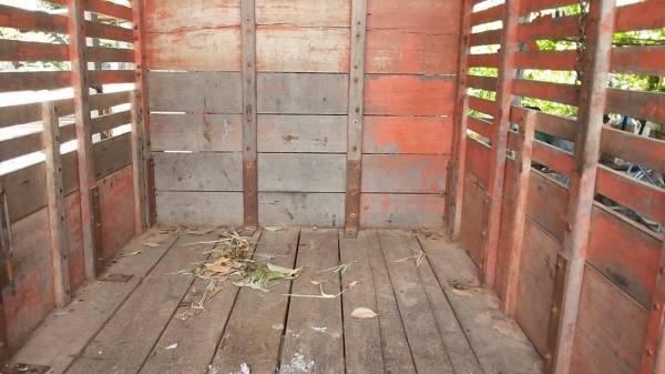 ***ขายแล้วครับขอบคุณ Truck2hand ขายแต๋น4ล้อสวยๆ เครื่อง KUBOTA ET11แรง เครื่องดีสตาร์ทติดง่าย แรงดี อึดสุดๆ เกียร์ TOYOTA BU ไม่หลุดไม่หอน ช่วงล่าง BUDDY หน้า-หลัง คัสซีหน้า5 สวยเดิมไม่มีผุ กระบะพื้นไม้คอกไม้สูง ยาว3.0ม.กว้าง1.60ม.สภาพสวย พื้นสวยคอกสวยไม่