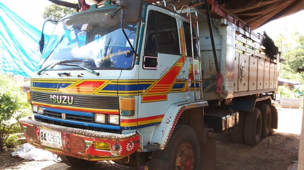 ***ขายแล้วครับขอบคุณ Truck2hand ขาย10ล้อ2เพลาดั้ม ISUZU ROCKY FXZ240 หัวขาว FXZ23NFY-6SD1-240HP เครื่องเดิมเกียร์เดิม เครื่องแน่น แรงดี เกียร์เดิม ไม่หลุดไม่หอน ช่วงล่าง2เพลาเดิม คัสซีสวย ไม่ปะไม่ดาม กระบะดั้มเนียมสภาพดี พื้นดีข้างดีไม่ผุ ดั้มดีแรง ไม่มีย ***ขายแล้วครับขอบคุณ Truck2hand ขาย10ล้อ2เพลาดั้ม ISUZU ROCKY FXZ240 หัวขาว FXZ23NFY-6SD1-240HP เครื่องเดิมเกียร์เดิม เครื่องแน่น แรงดี เกียร์เดิม ไม่หลุดไม่หอน ช่วงล่าง2เพลาเดิม คัสซีสวย ไม่ปะไม่ดาม กระบะดั้มเนียมสภาพดี พื้นดีข้างดีไม่ผุ ดั้มดีแรง ไม่มีย