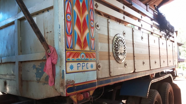 ***ขายแล้วครับขอบคุณ Truck2hand ขาย10ล้อ2เพลาดั้ม ISUZU ROCKY FXZ240 หัวขาว FXZ23NFY-6SD1-240HP เครื่องเดิมเกียร์เดิม เครื่องแน่น แรงดี เกียร์เดิม ไม่หลุดไม่หอน ช่วงล่าง2เพลาเดิม คัสซีสวย ไม่ปะไม่ดาม กระบะดั้มเนียมสภาพดี พื้นดีข้างดีไม่ผุ ดั้มดีแรง ไม่มีย ***ขายแล้วครับขอบคุณ Truck2hand ขาย10ล้อ2เพลาดั้ม ISUZU ROCKY FXZ240 หัวขาว FXZ23NFY-6SD1-240HP เครื่องเดิมเกียร์เดิม เครื่องแน่น แรงดี เกียร์เดิม ไม่หลุดไม่หอน ช่วงล่าง2เพลาเดิม คัสซีสวย ไม่ปะไม่ดาม กระบะดั้มเนียมสภาพดี พื้นดีข้างดีไม่ผุ ดั้มดีแรง ไม่มีย