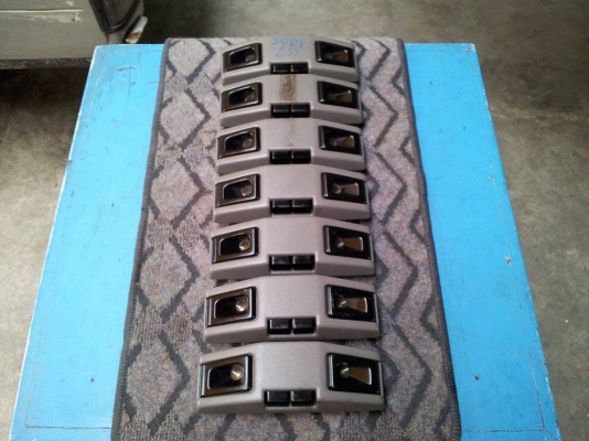 ไฟอ่านแผนที่ / ฝาปิดข้างเท้า Hero 4x4