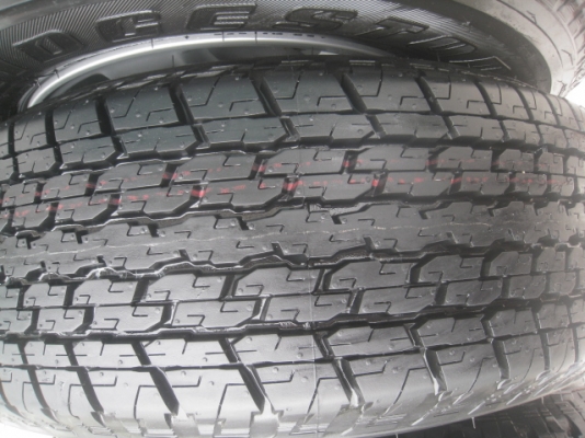 ขายล้อแม็กป้ายแดง Isuzu d-max 16" พร้อมยางปี14 สนใจติดต่อเล็กคลองสามครับ 081-3747940