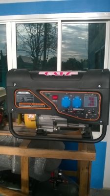 ขายเครื่องปั่นไฟ ขนาด 2kva สำรองไฟดับ หน้าปัดรุ่นใหม่