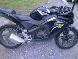 CBR150 ไอ รถบ้าน สวยสวยเดิมเดิม เครือ่งแห้งแห้ง เล่มพร้อมเอกสารครบ พร้อมใช้งาน ภาษีดี