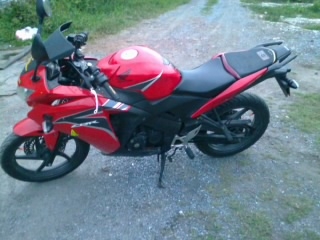 CBR150 ไอ รถบ้าน สวยสวยเดิมเดิม เครือ่งแห้งแห้ง เล่มพร้อมเอกสารครบ พร้อมใช้งาน ภาษีดี CBR150 ไอ รถบ้าน สวยสวยเดิมเดิม เครือ่งแห้งแห้ง เล่มพร้อมเอกสารครบ พร้อมใช้งาน ภาษีดี