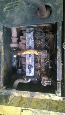 PC200-5 คอนโทนสั้น โซ่ใหม่ เอวแน่น ไฟฟ้าครบ.. แอร์เย็น...รถสภาพดี..