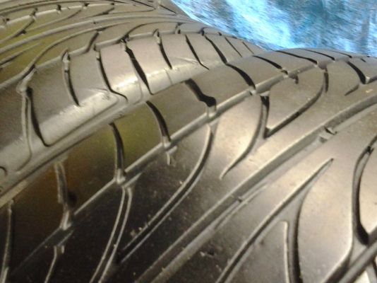 ยาง DUNLOP 205/55/16 ปี12