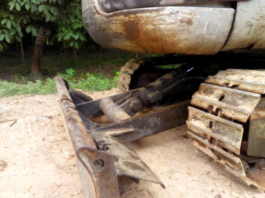 ขายรถแบคโฮ KOBELCO  sk 030 รถสภาพใช้งานได้เลยพร้อมลุยราคาถูก