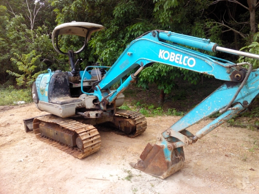 ขายรถแบคโฮ KOBELCO  sk 030 รถสภาพใช้งานได้เลยพร้อมลุยราคาถูก