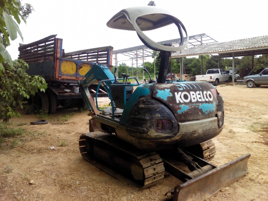 ขายรถแบคโฮ KOBELCO  sk 030 รถสภาพใช้งานได้เลยพร้อมลุยราคาถูก