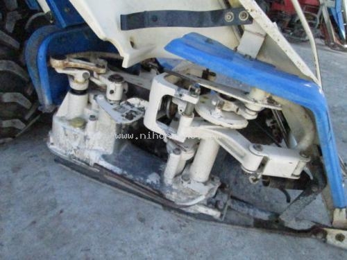 รถเกี่ยวข้าวเดินตาม !!!  ISEKI    RL30 รหัสสินค้า : 14001769  หรือเพิ่มเติมไดที่ www.nihonmono.com