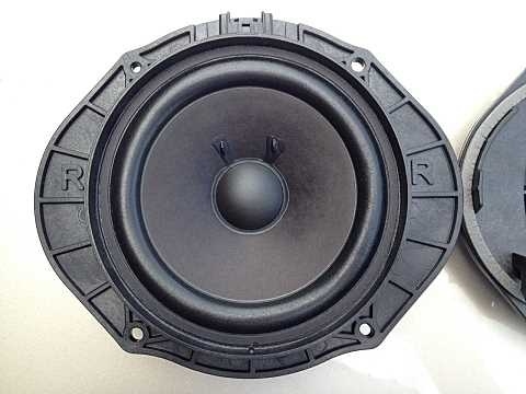 ลำโพง BOSE ของใหม่จากโรงงาน 2 คู่