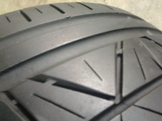 ยาง nitto 225/45/17