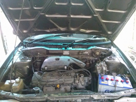 sentra ปี 93  เครื่องวางใหม่มีใบคุม  แอร์เย็น พวงมาลัยพาวเวอร์ สีดี