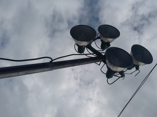 เครื่องปั่นไฟสปอร์ตไลdenyo 880w