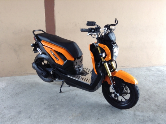 ขาย!!! ซูมเม่อX สภาพสวยรถใช้น้อย ใหม่มาก ปี56 รถเครื่องดีคับ ทะเบียนครบ ภาษีไม่หมด