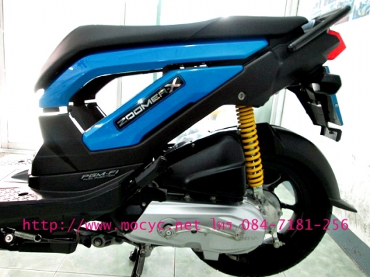 ZOOMER สีนํ้าเงิน ปี57 รถ 3 เดือน รถเดือน เม.ย ปี 2557  ไมล์ 2206 โล แถม 4 รายการ 44900