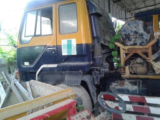 รถโม่ปูนFUSOเครื่อง8DC4(8สูบ) โม่โซ่6คิวลดราคาเหลือ480,000