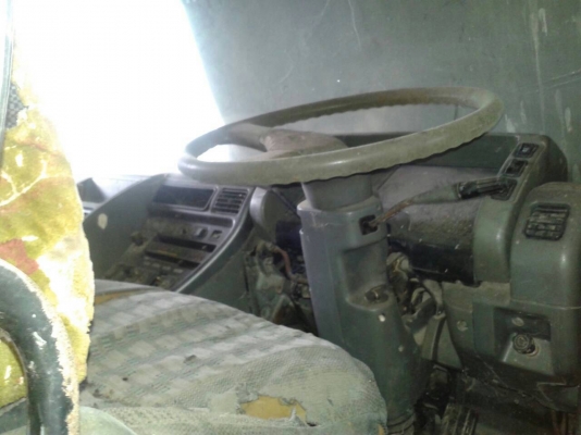 รถโม่ปูนFUSOเครื่อง8DC4(8สูบ) โม่โซ่6คิวลดราคาเหลือ480,000