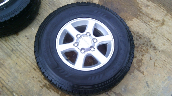 แม็ก+ยาง ติดรถ ISUZU    5500