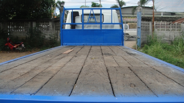 HINO ฃุปเปอร์เสี่ย 117แรง ยาว5.50ม. พื้นเรียบ เครื่องดี คัสฃีสวยจัด