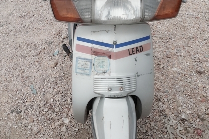 รถป๊อบฮอนด้าเดิมจากโรงงานครับสภาพเดิมๆจากโรงงานครับไม่ได้ใช้ครับล้างคาบูซะหน่อยวิ่งฉิวครับราคานี้คุ้มครับ