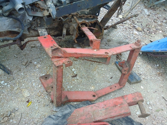 ขายผานดันหน้ารถไถเล็ก ขนาด 20-24แรง สอบถามได้