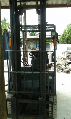 ฟอร์คลิฟต์โตโยต้า เก่าญี่ปุ่น สภาพดีพร้อมใช้งาน เครื่องยนต์ติดง่าย