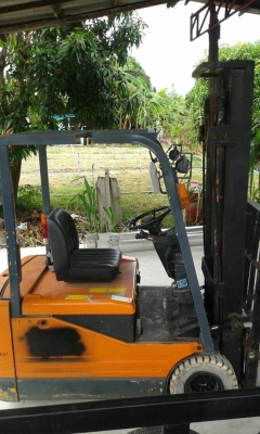 ฟอร์คลิฟต์โตโยต้า เก่าญี่ปุ่น สภาพดีพร้อมใช้งาน เครื่องยนต์ติดง่าย
