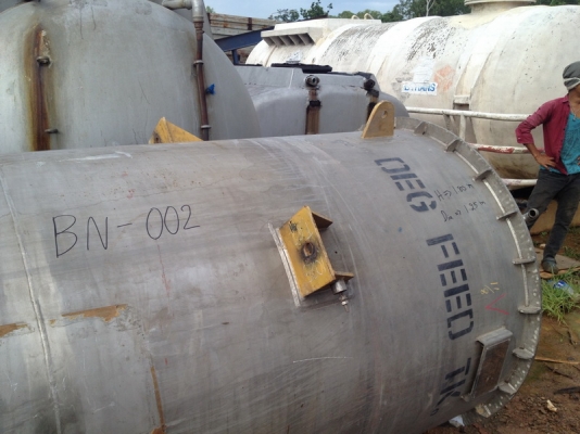 ขายถุงสแตนเลส ขนาด 2,000 ลิตร สภาพสวยมาก ภายในสะอาด มีฝา พร้อมใช้