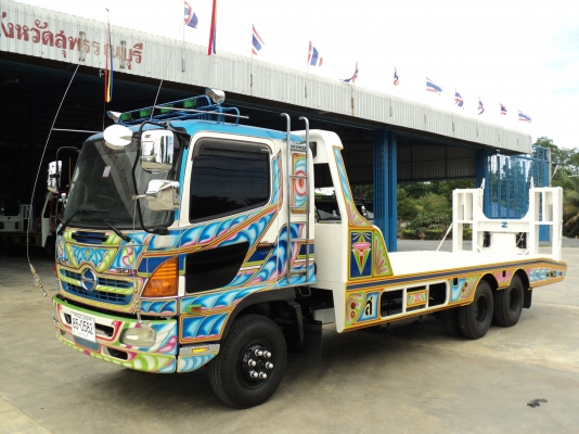 ขายรถฮีโน่แม็กก้า 500 รุ่น 10 ล้อ (ล้อเล็ก) เครื่องยนต์JO8C-S กระบะบรรทุกรถเกี่ยวข้าว รถตีดิน
