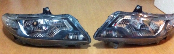 ขายโคมไฟหน้า+หลัง (ขั้วไฟครบ) city 2012 ขายโคมไฟหน้า+หลัง (ขั้วไฟครบ) city 2012